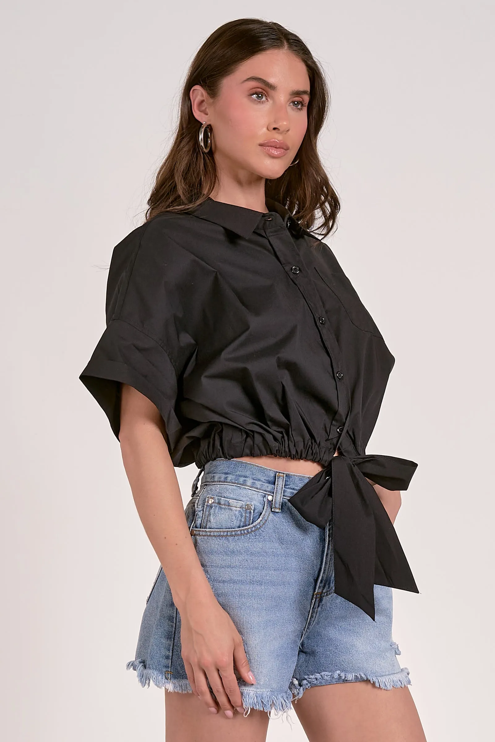 2 TOP SS BUTTON DOWN