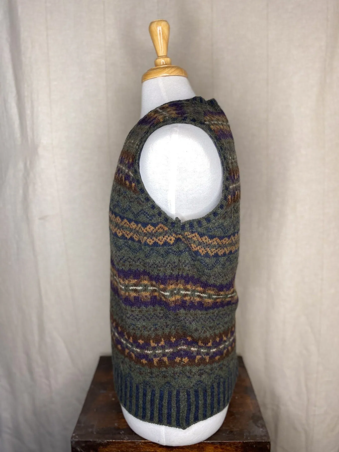Brodie Fairisle Vest - Woodland