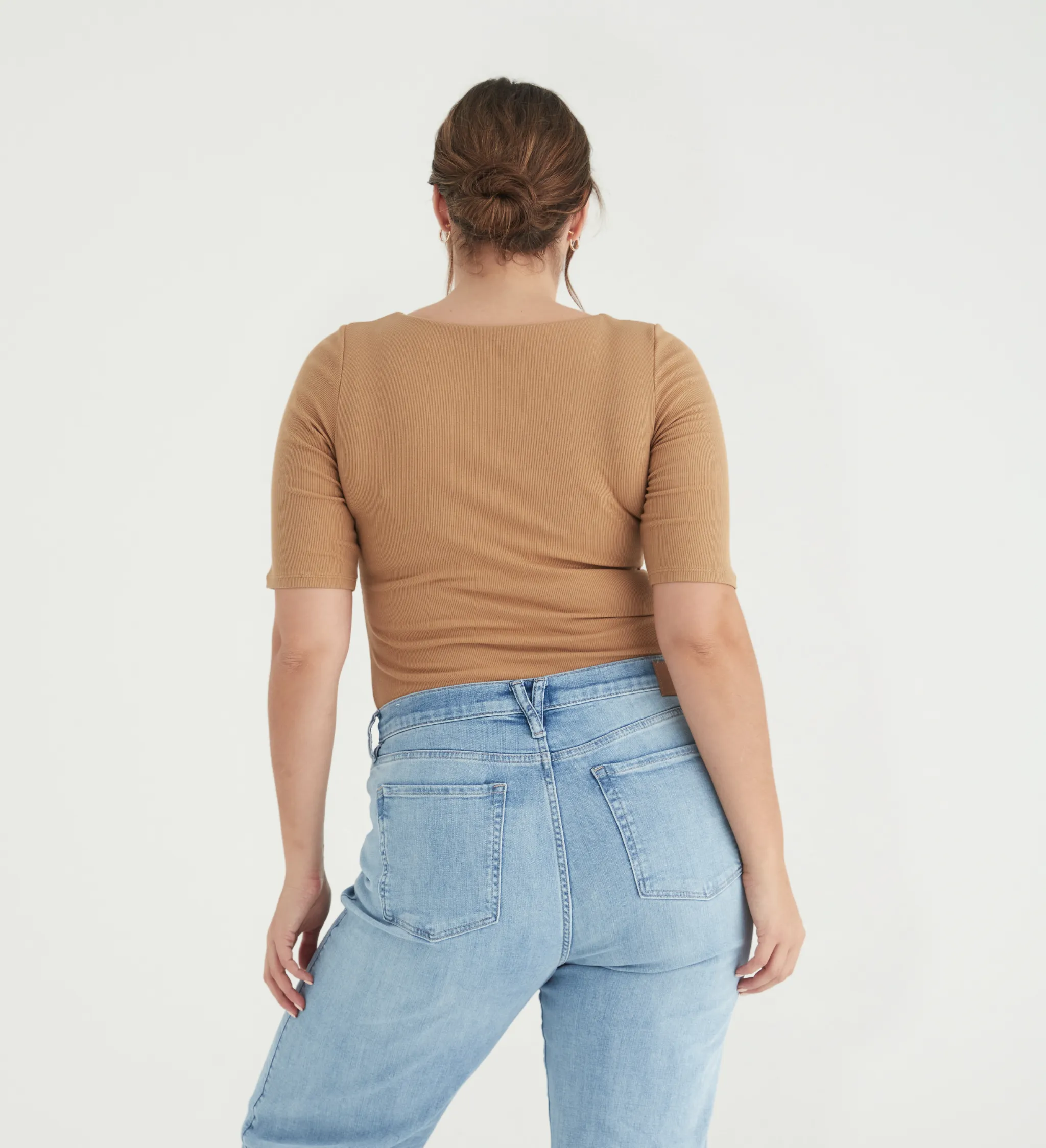 Busty Basics - Half sleeve