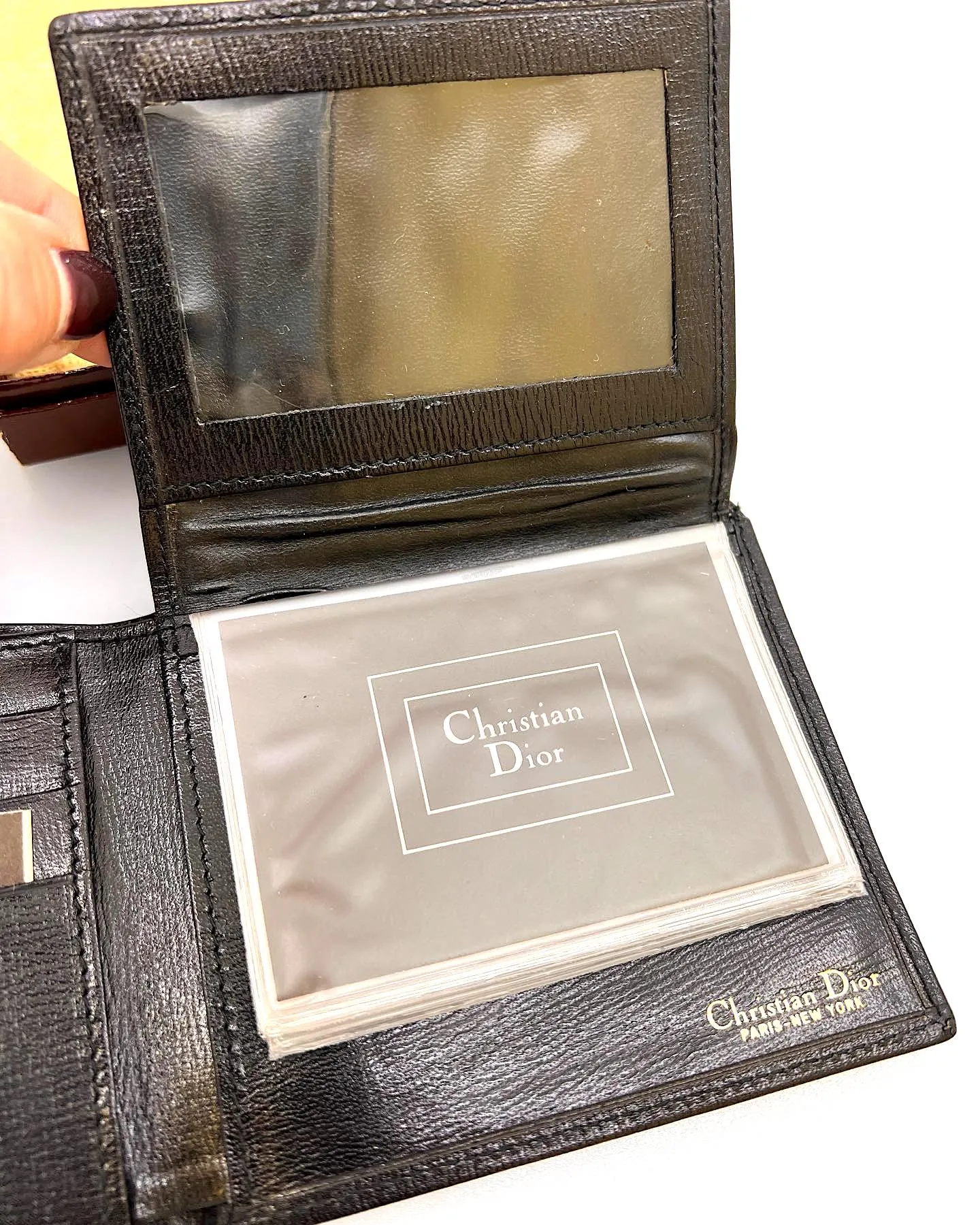 CHRISTIAN DIOR CALFSKIN LEATHER BI-FOLD WALLET
