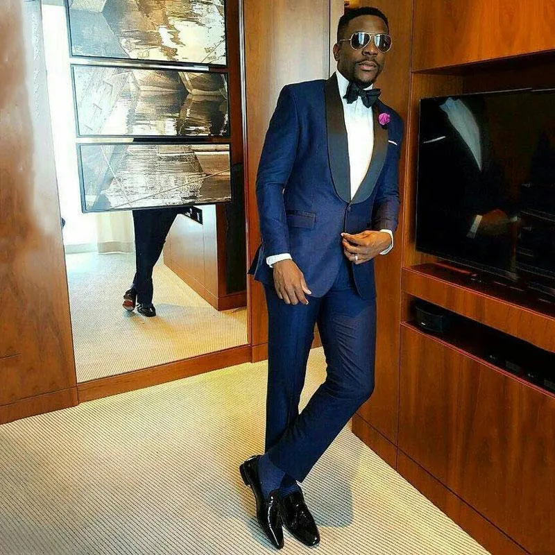 Classy Navy Blue Classic Bespoke Shawl Lapel Wedding Groom Suits Online
