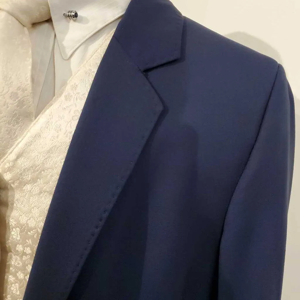 Custom, Girls Day Suit