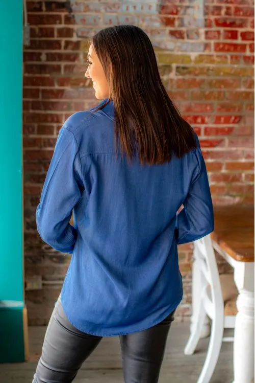 DENIM CHAMBRAY BUTTON DOWN CHAMBRAY TOP