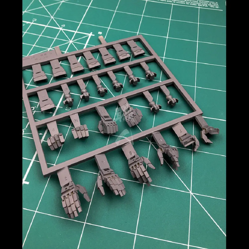 Earth Federation Custom hands
