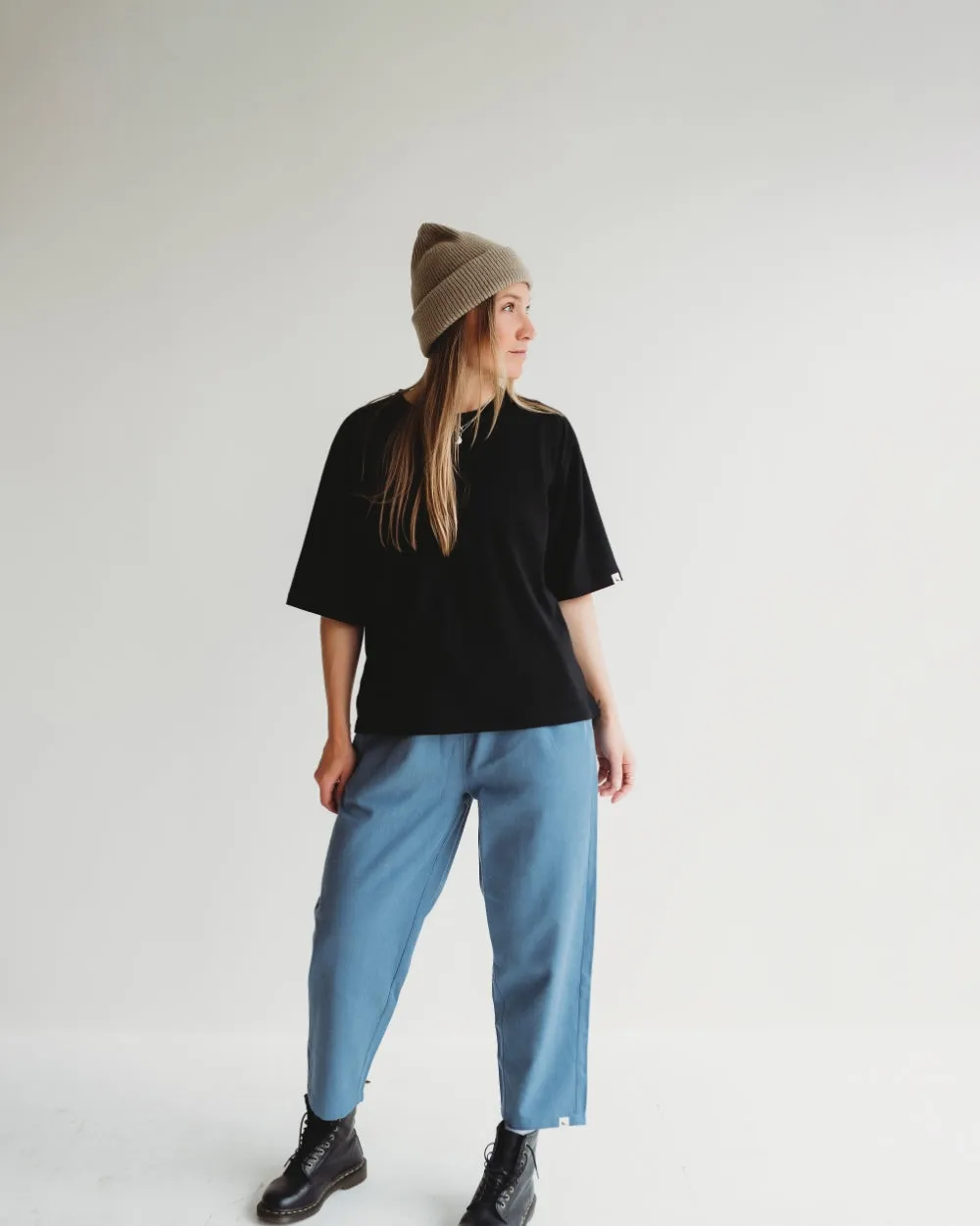 Elsie Plain Black T-Shirt