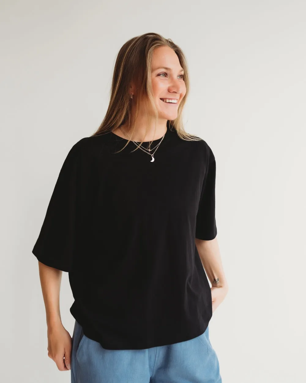 Elsie Plain Black T-Shirt