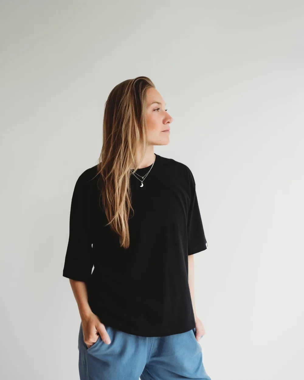 Elsie Plain Black T-Shirt