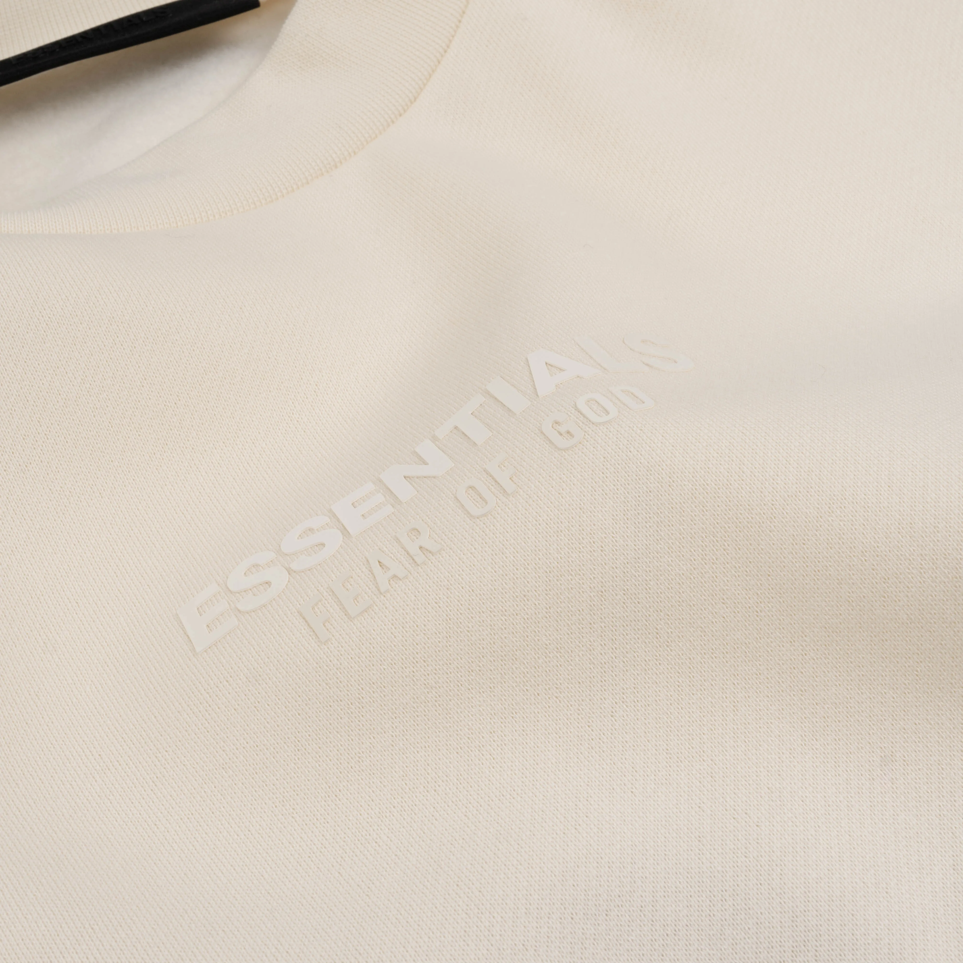 Essentials Crewneck Core FW23 Cloud Dancer