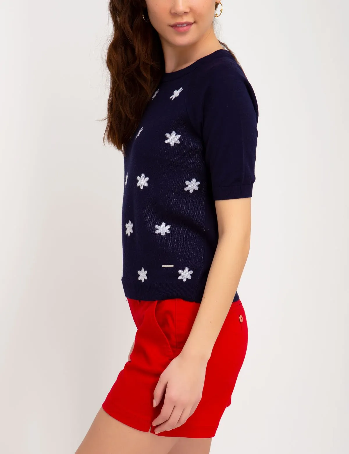 FLORAL CREWNECK SWEATER