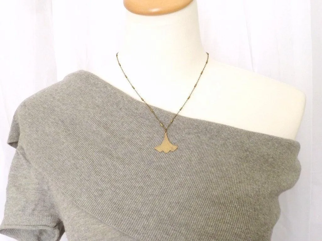 Ginkgo Leaf Necklace, bronze leaf necklace, antique brass necklace, old gold necklace, ruffled leaf necklace, leaf pendant, ginkgo pendant