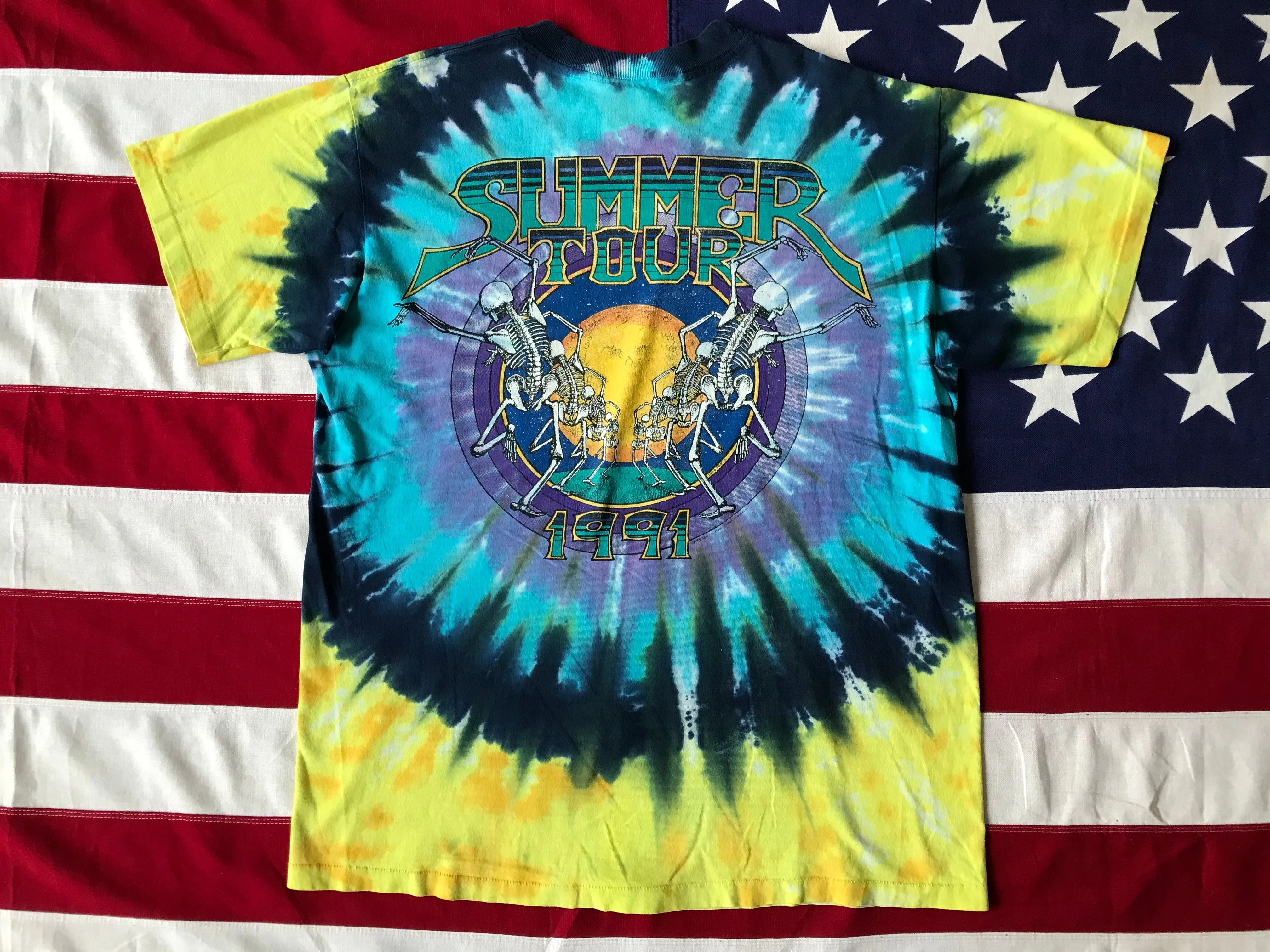 Grateful Dead - David Opie “ Summer Tour 1991 “ Original Vintage Rock Tie Dye “ Sun Skeletons “ T-Shirt by Liquid Blue Made in USA