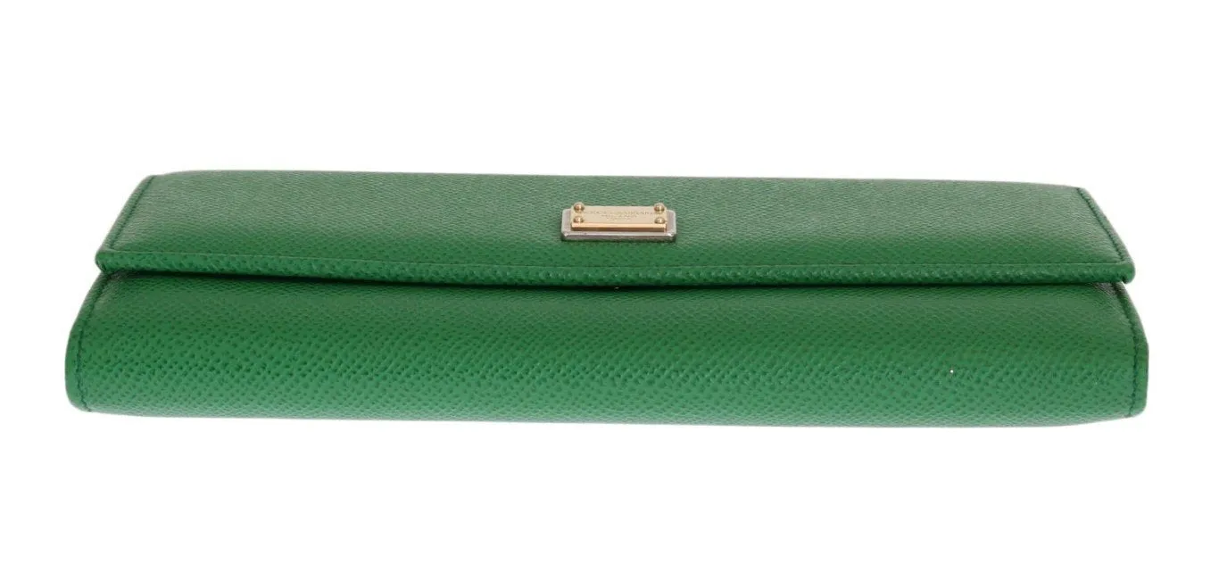 Green Dauphine Leather Clutch Bifold Wallet