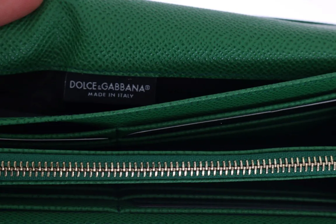Green Dauphine Leather Clutch Bifold Wallet