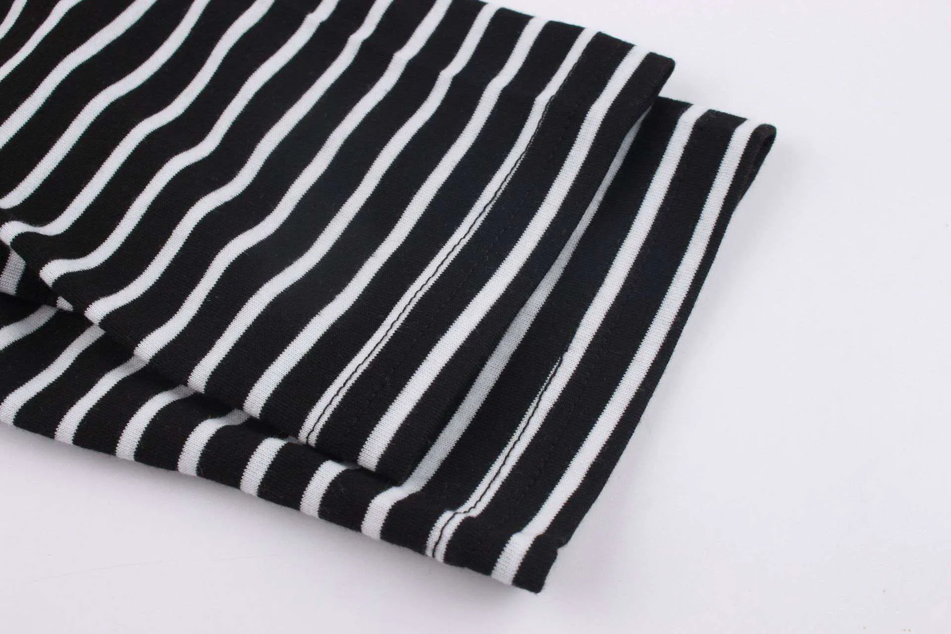 Independent Design Long-sleeved Striped T-shirt Sweater Autumn and Winter New Temperament