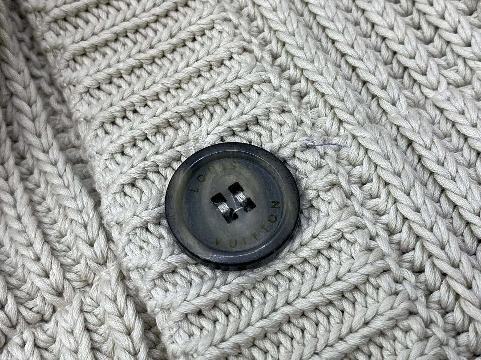 Knit Button Hooded Cargidan