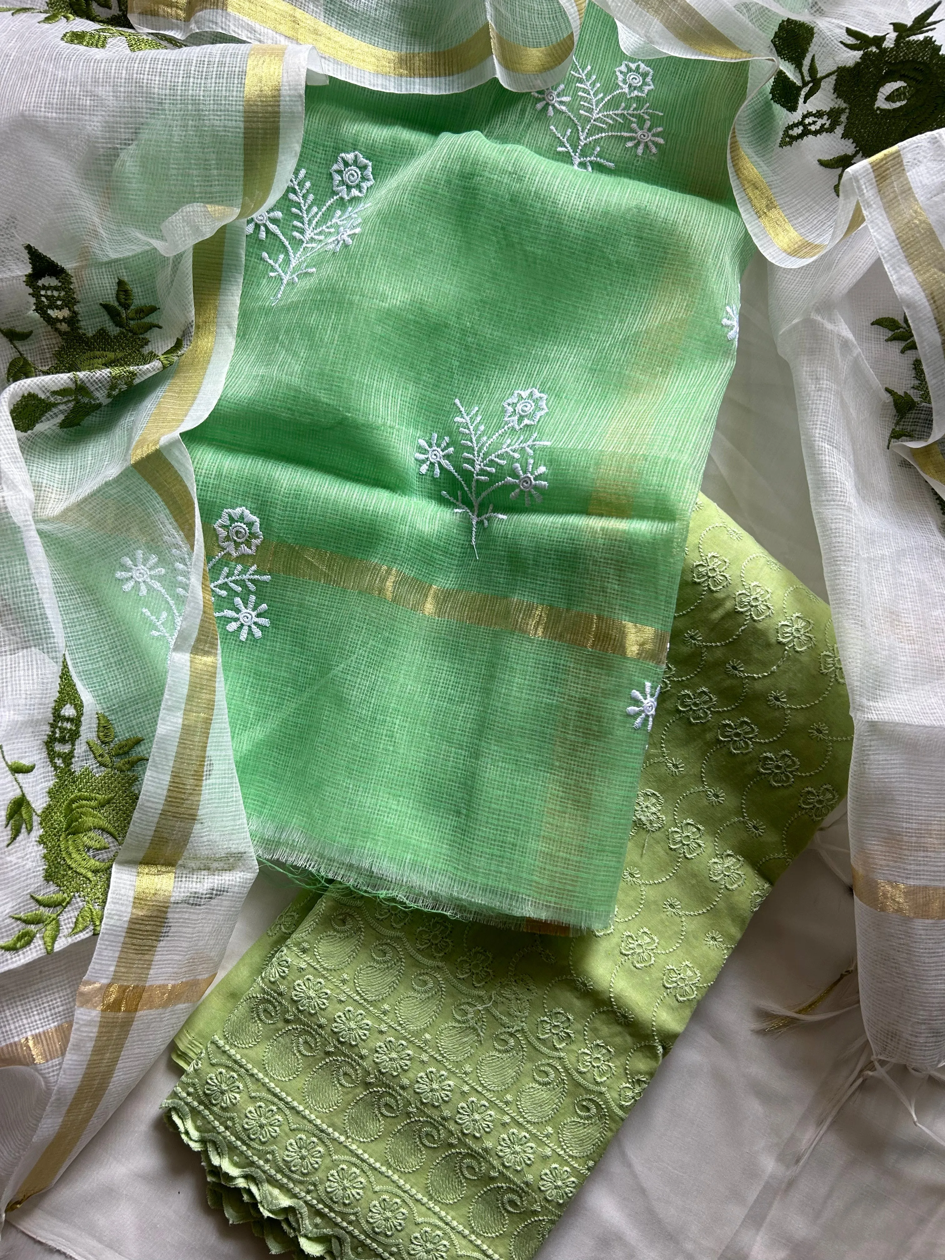 Kota Doriya Suit