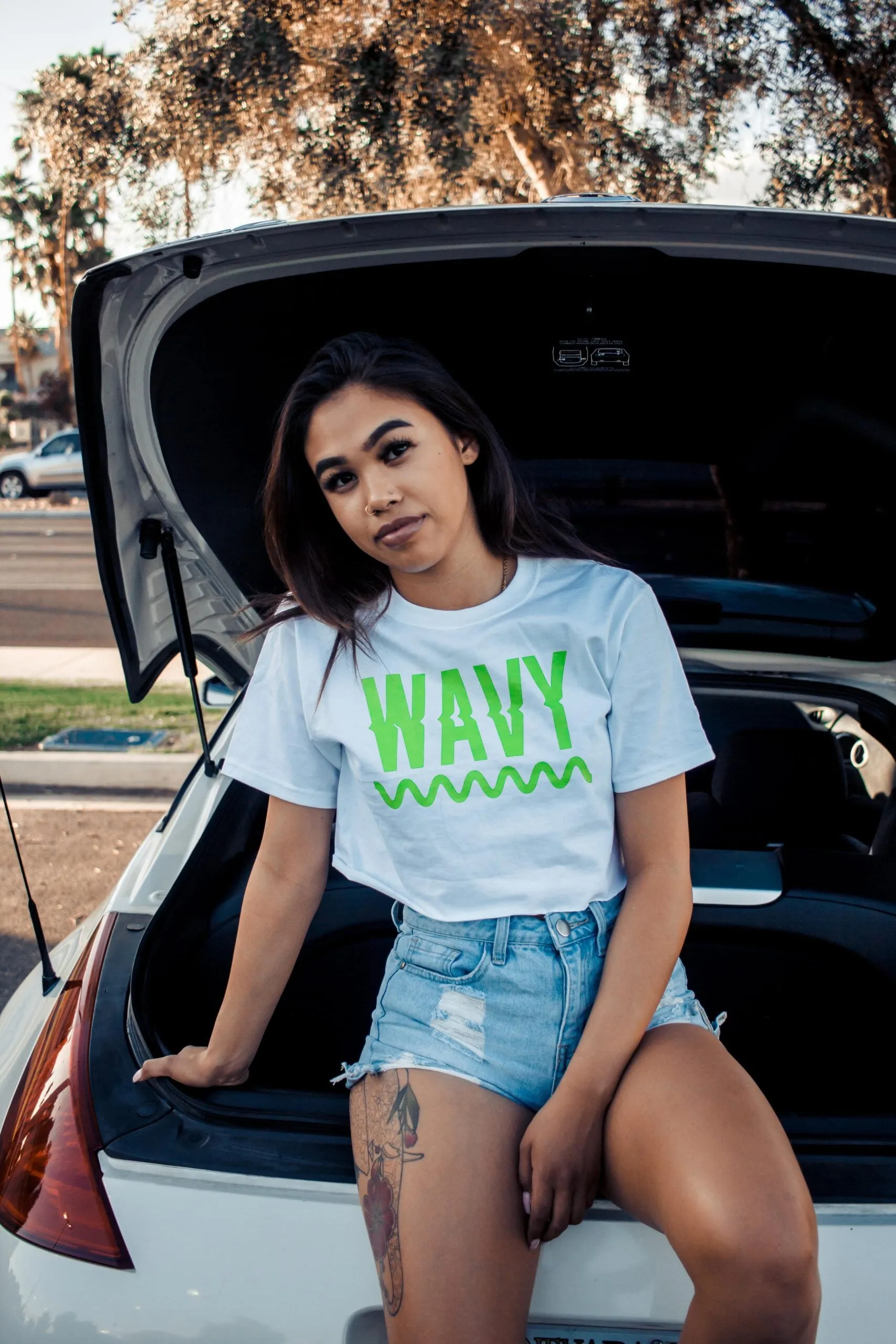 Lime Wavy | White Tee