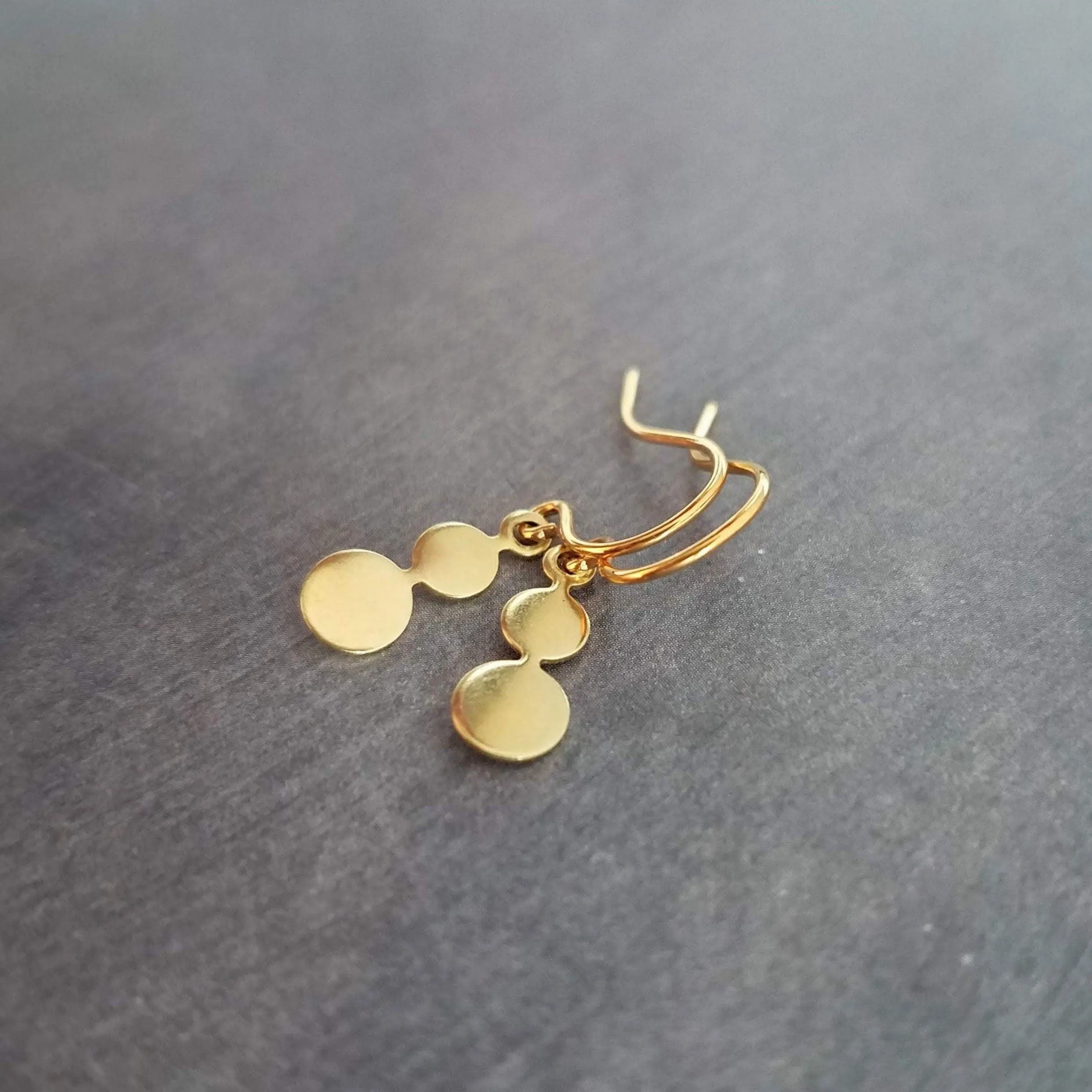 Little Gold Dot Earrings, tiny gold earring, connected dots, brass earring, small dangles, small gold circle earring, delicate gold dangle