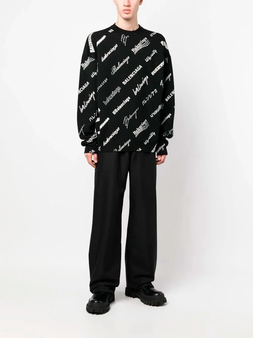 Logomania sweater