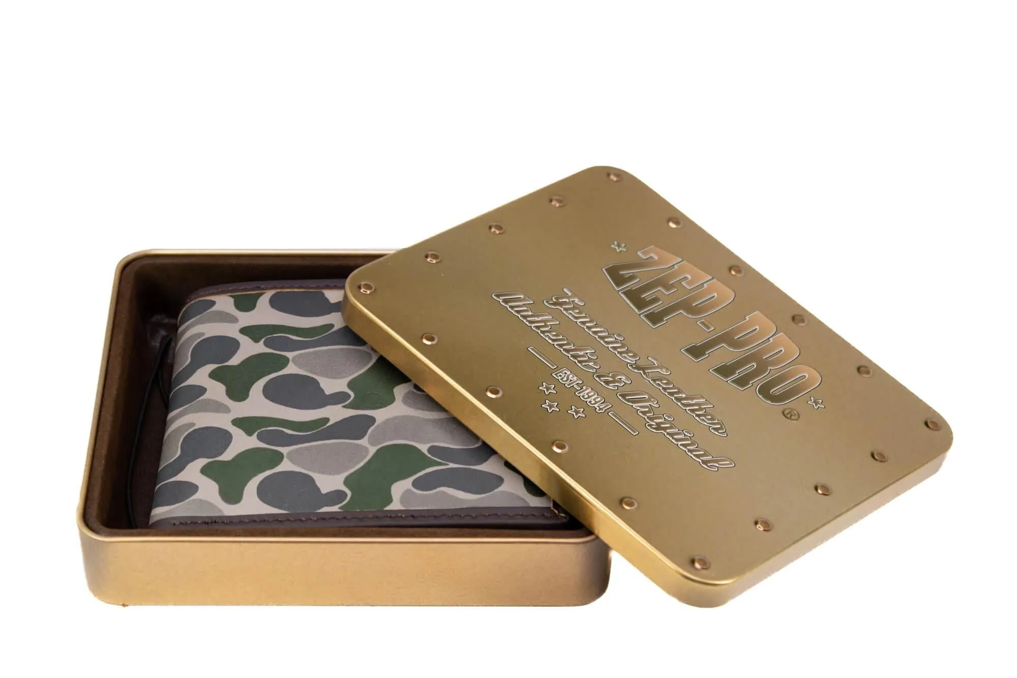 Mallard Men's Bifold Old School Camo Leather Wallet.