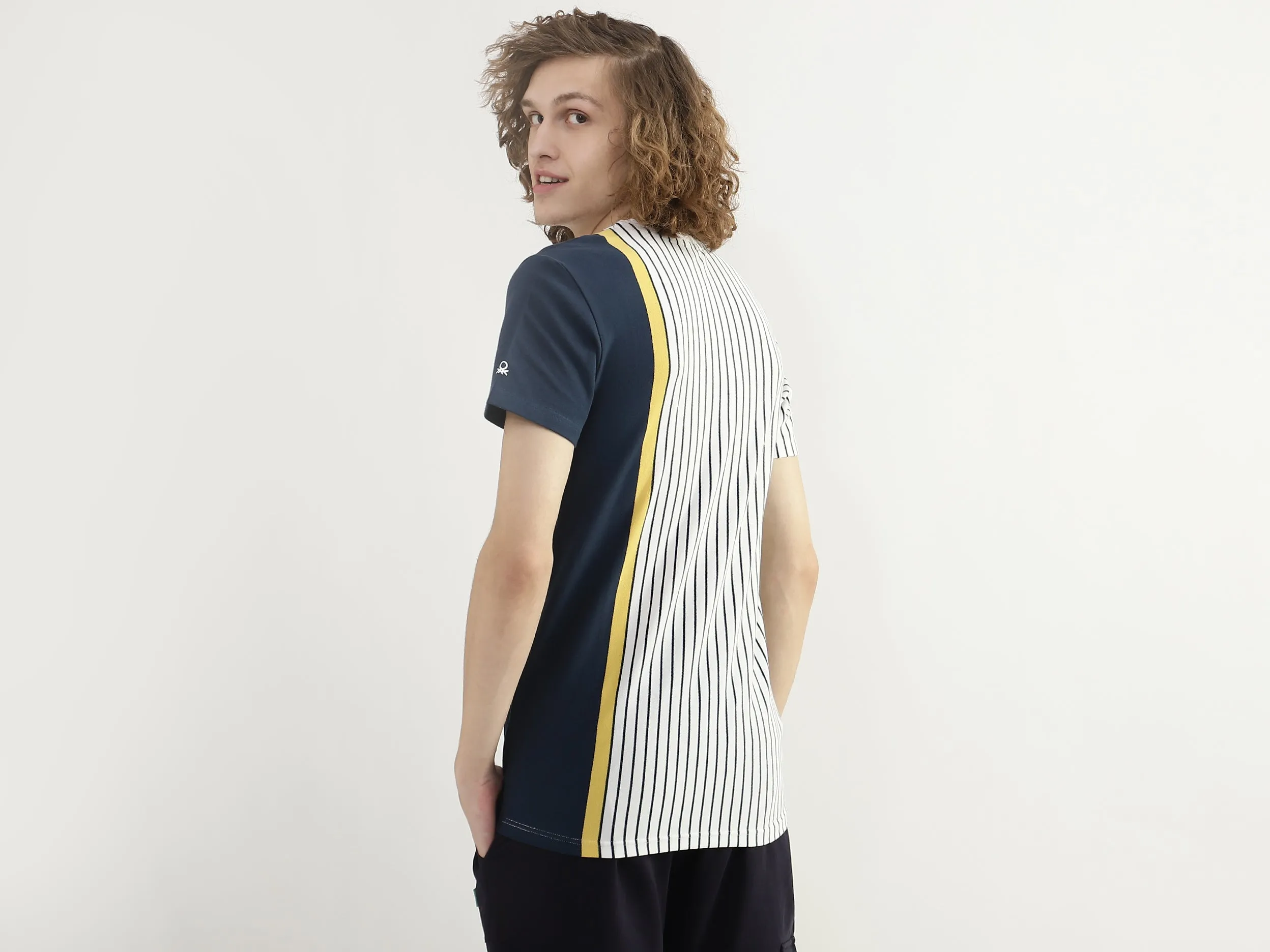 Men Striped Round Neck T-shirt