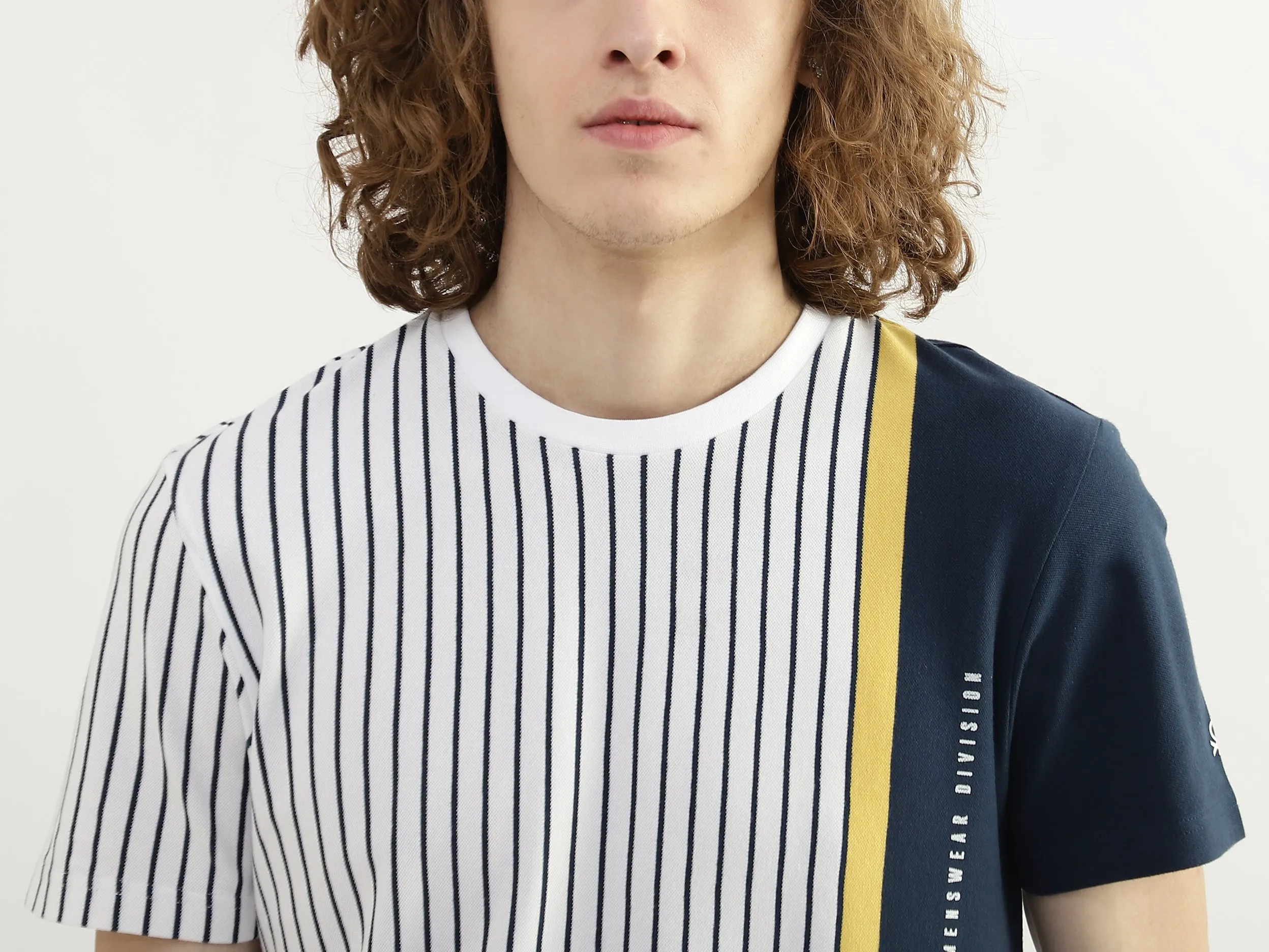Men Striped Round Neck T-shirt
