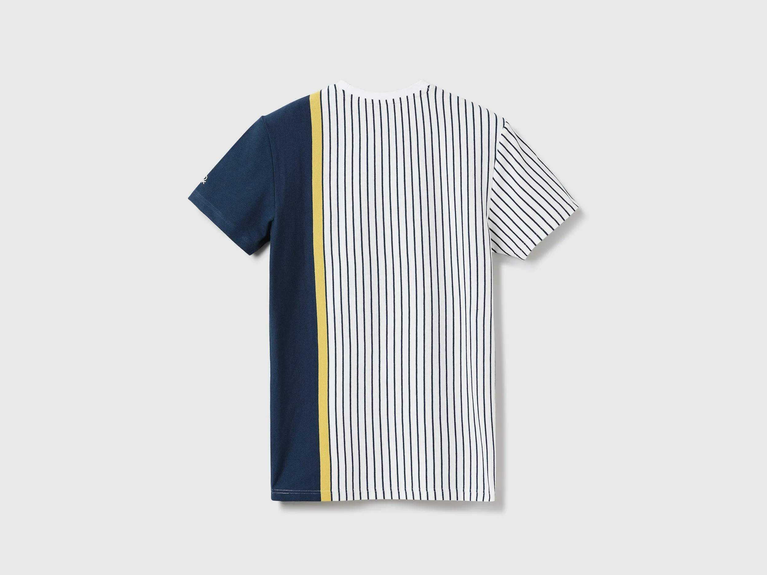 Men Striped Round Neck T-shirt