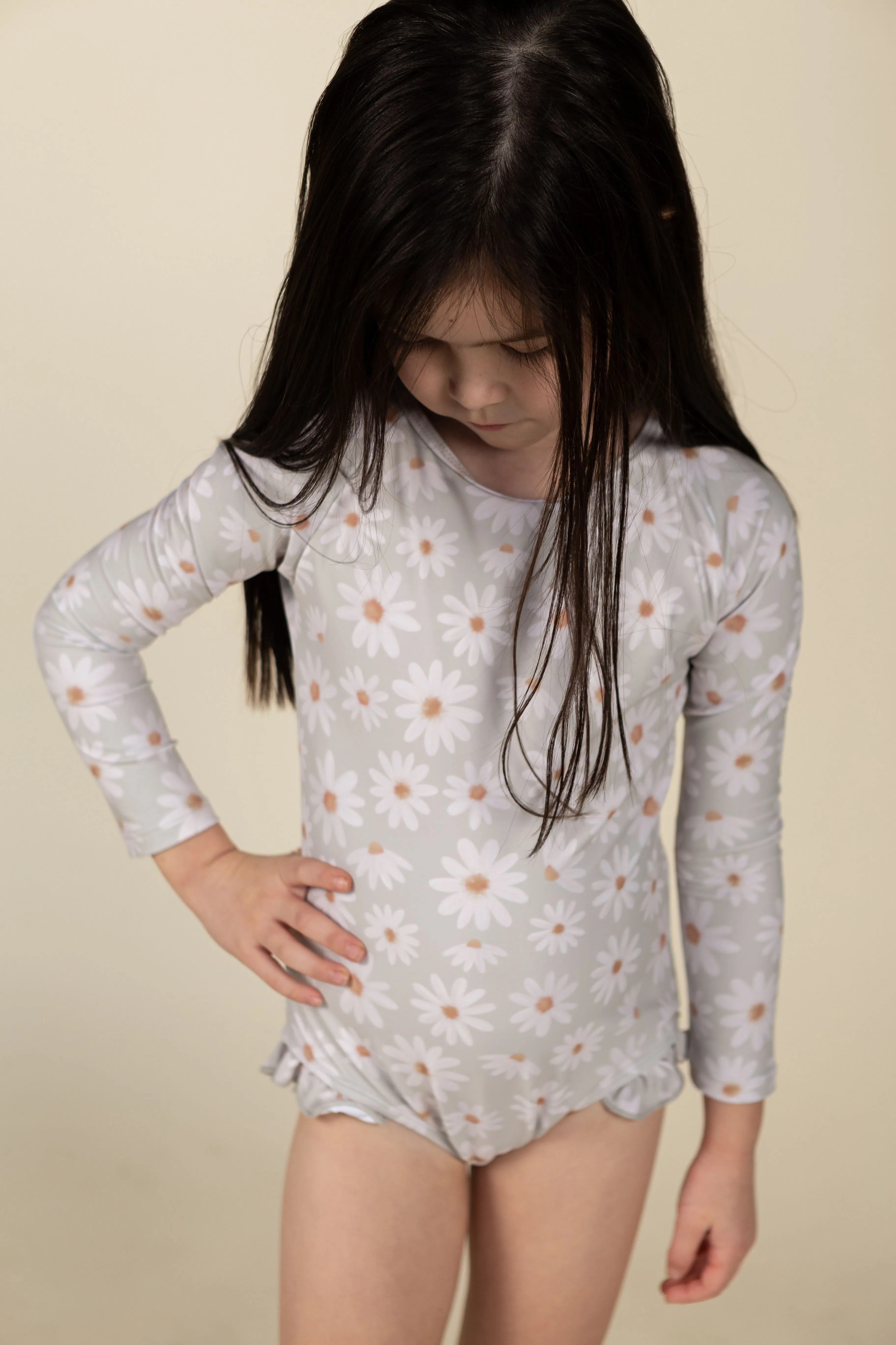"emma" daisy children's upf50  rashguard ruffle swimsuit