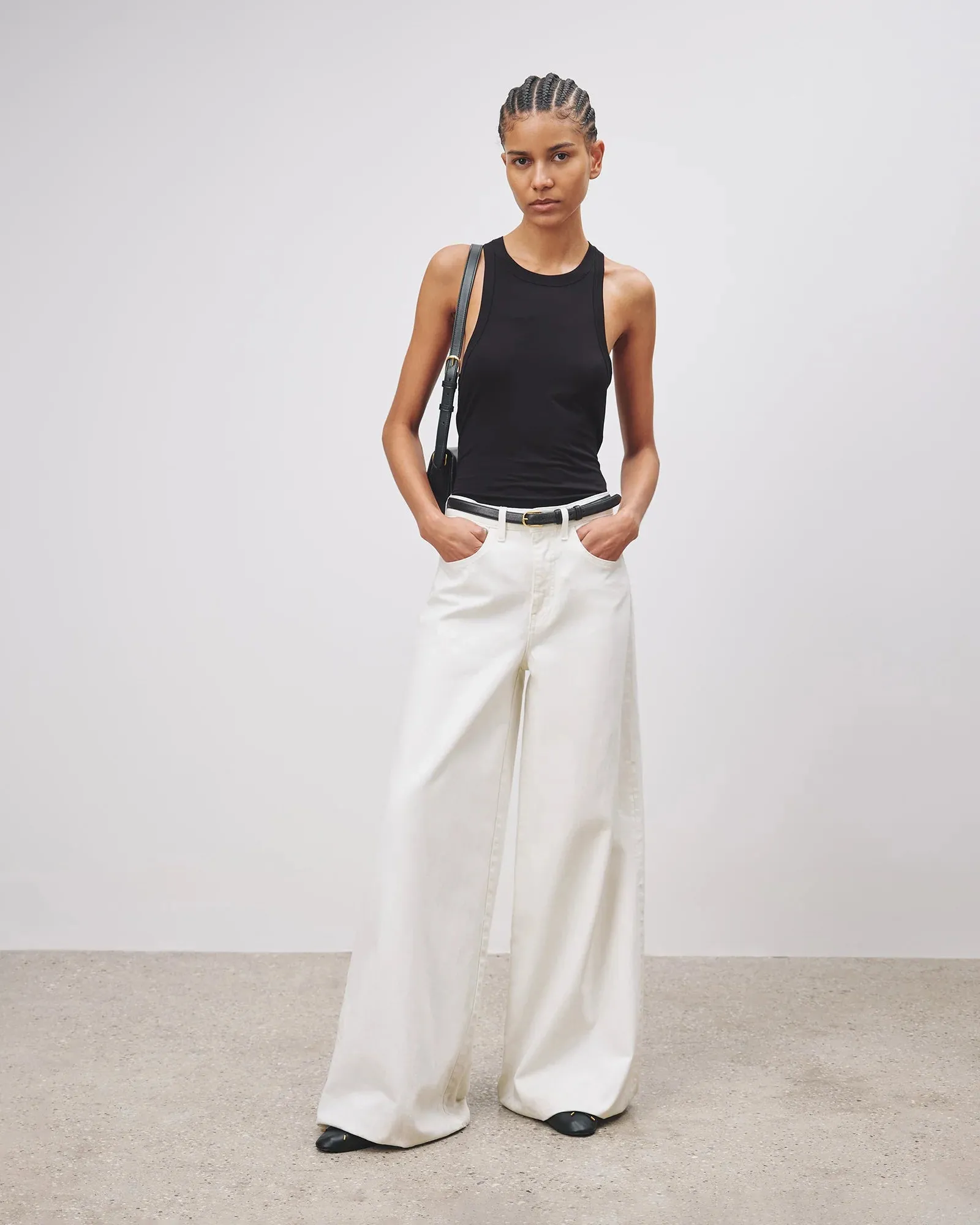 SHANAH TANK IN BLACK