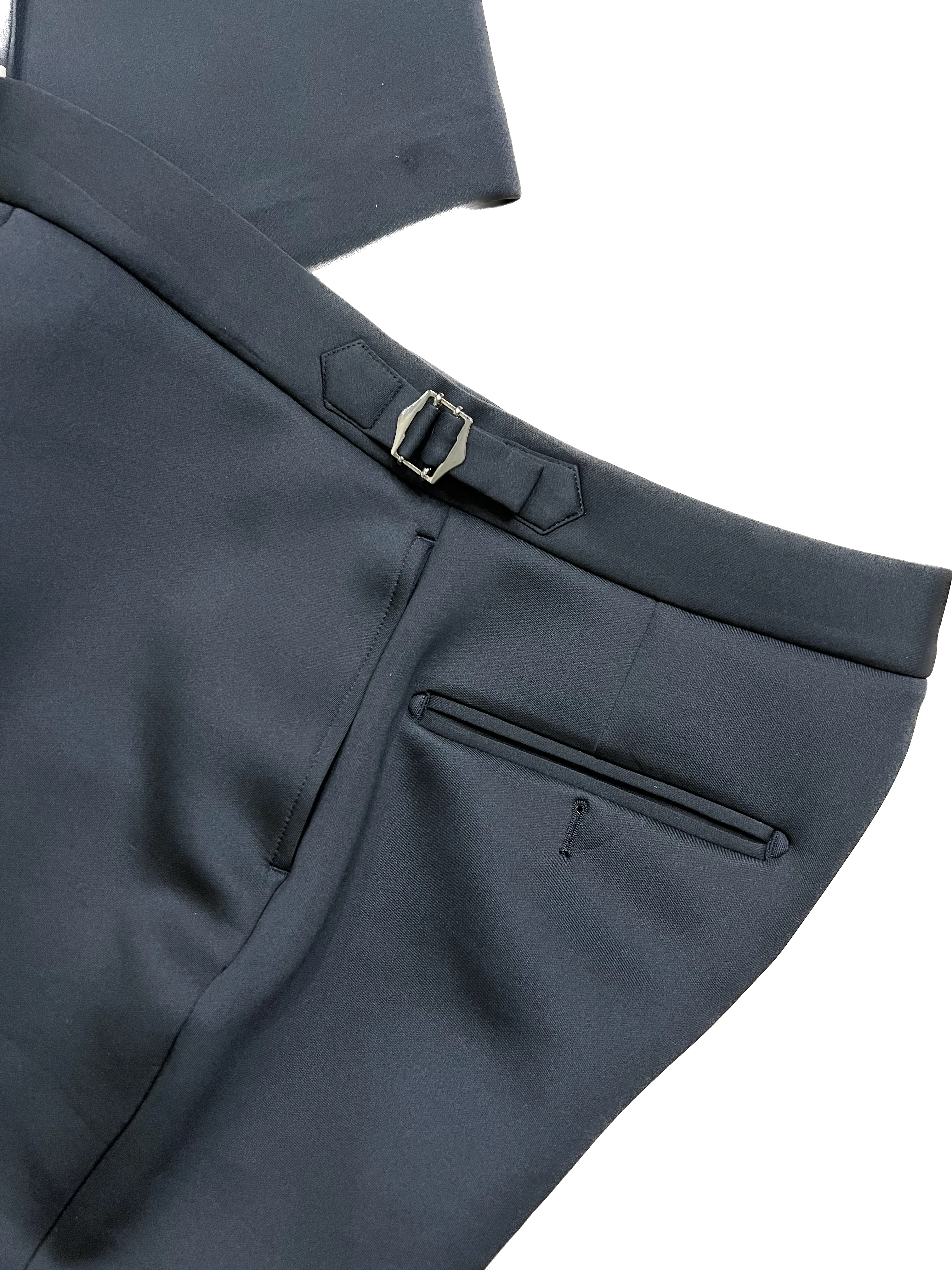 Signature L Summer Suit
