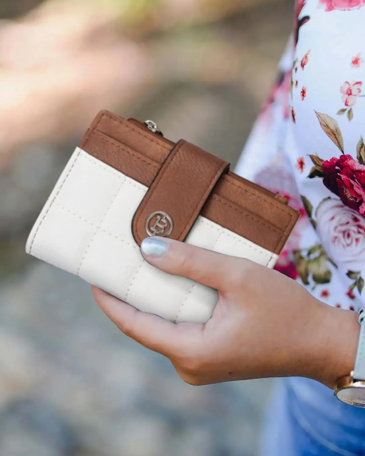 Small Leather Bifold Wallets With Zipper Coin Pocket