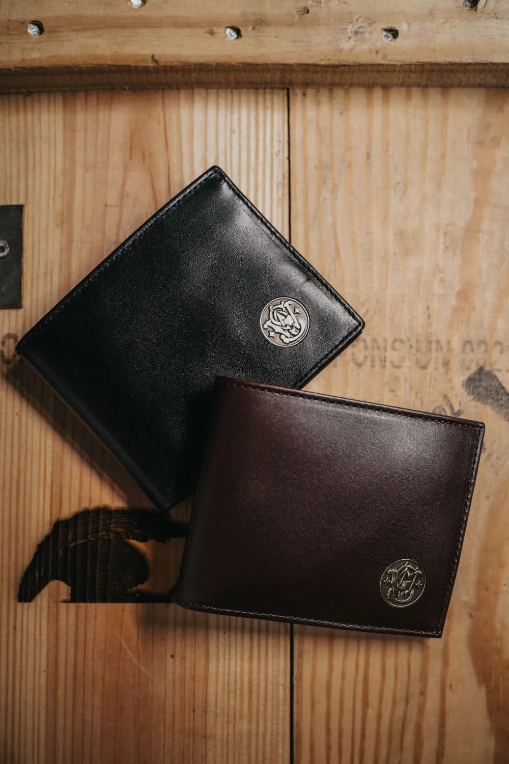 Smith & Wesson Bifold Cowhide Wallet