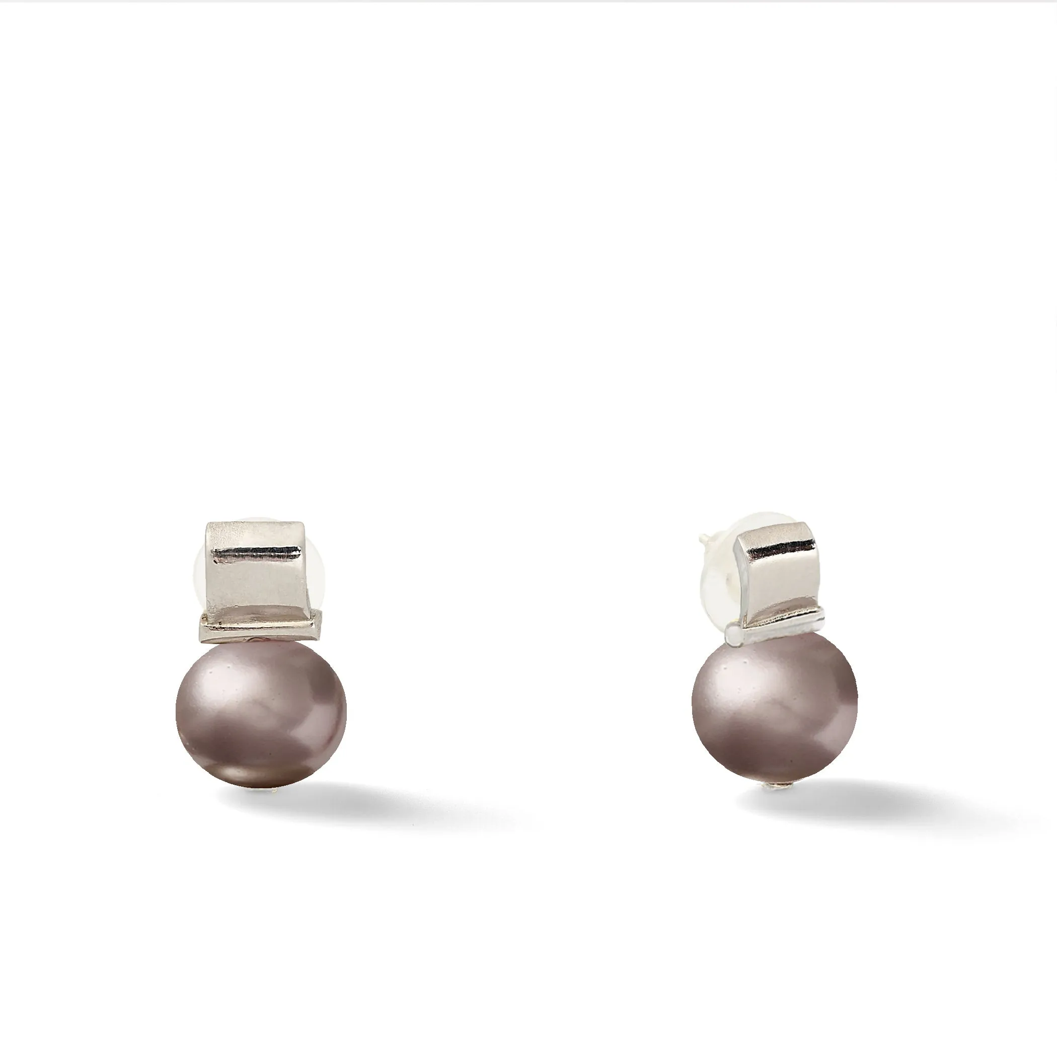 Smooth   Classic Sterling Pebble Pearl Posts Medium