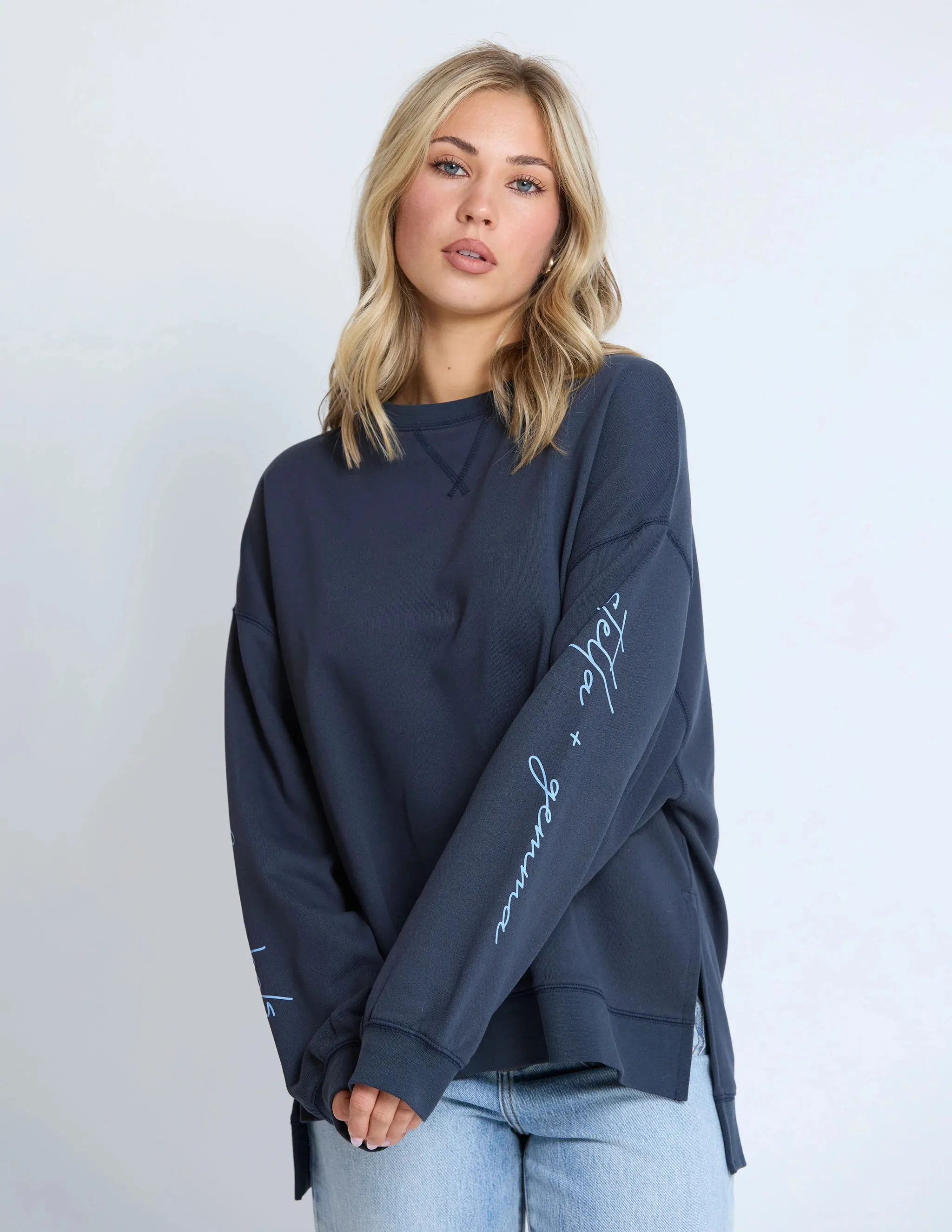 SUNDAY SWEATER STELLA STYLE