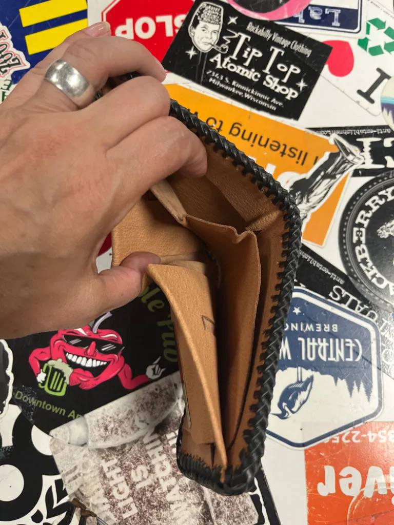 VINTAGE DEADSTOCK BI-FOLD WALLET