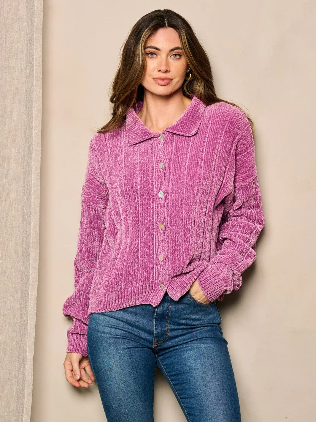 WOMEN'S LONG SLEEVE BUTTON CLOSURE SWEATER