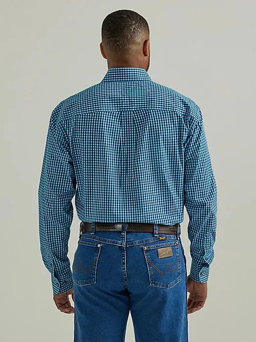 Wrangler Men's George Strait Long Sleeve Button Down Two Pocket Shirt in Turquoise Check